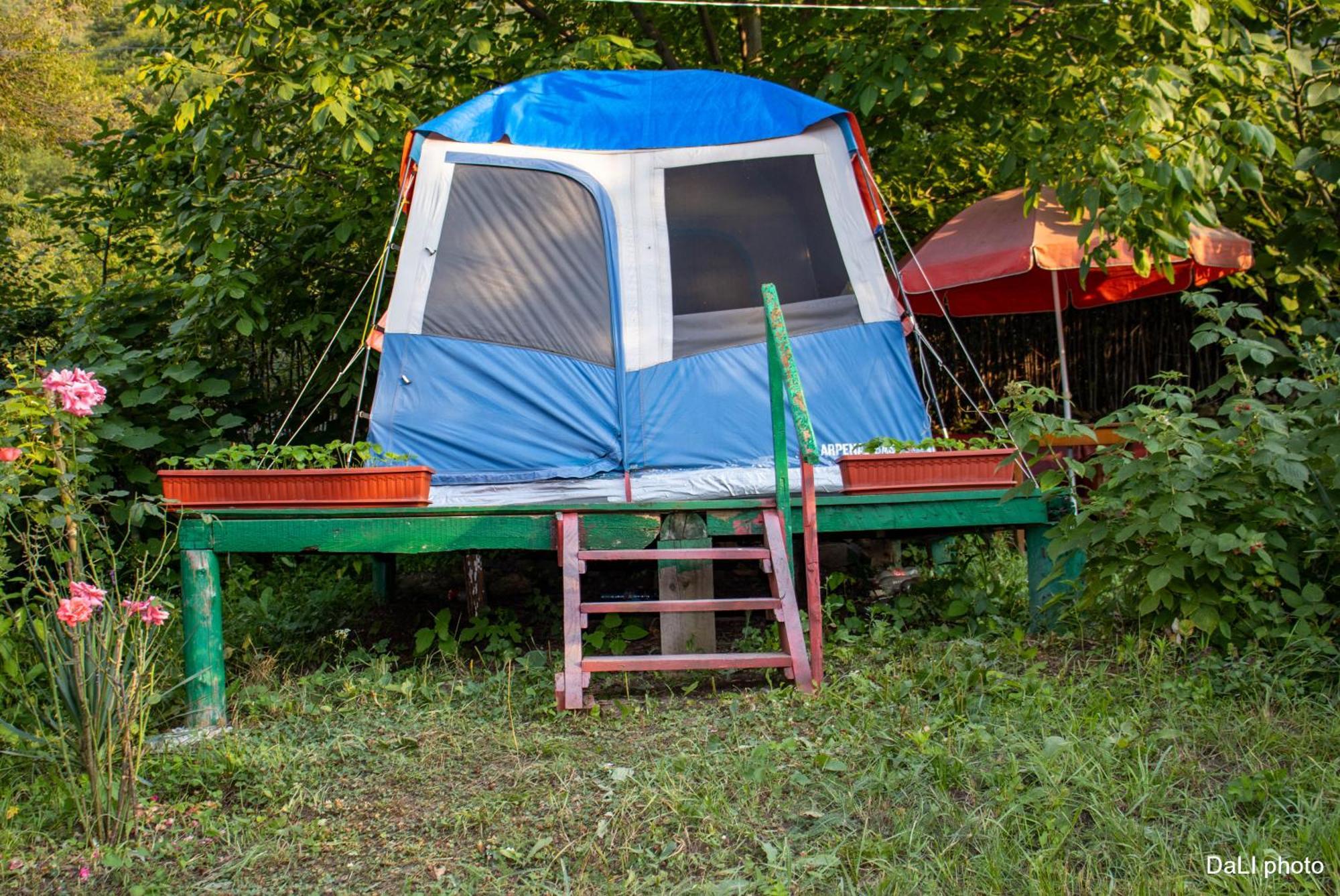 Отель Tereza Glamping Sanain Экстерьер фото